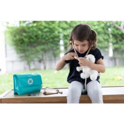 Vet Set | Plan Toys(Vet Set) 19 Vet Set | Plan Toys(Vet Set) -Curious Bear Toys Store 3490 Lifestyle 07 900x 926885b8 c1df 480b a849 aadba2ea3f1f