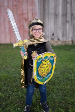 Lionheart Warrior Shield| Great Pretenders(Lionheart Warrior Shield) 7 Lionheart Warrior Shield| Great Pretenders(Lionheart Warrior Shield) -Curious Bear Toys Store 5 4de0e888 e1d3 412b 8642 a80c511a4e09 1