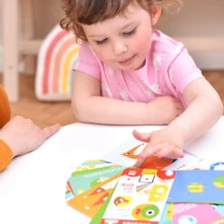 Peek-a-Boo Riddles | Banana Panda(Peek A Boo Riddles Banana Panda) -Curious Bear Toys Store 9788365773418 LS2