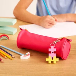 HEXEL® - Duo Keychain | Plus-Plus(Hexel® Duo Keychain Plus Plus) -Curious Bear Toys Store POP07486 Hexel DUO Keychains Lifestyle2 HiRes 250115 RS 93e38bd3 2893 4875 afcb 7ae869efb671