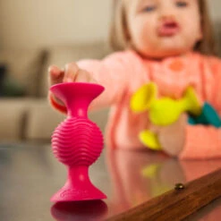 PipSquigz | Fat Brain Toys(Pipsquigz) -Curious Bear Toys Store Pip Squigz4