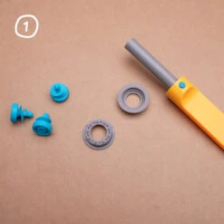 Roto-Ring | Makedo(Roto Ring Makedo) -Curious Bear Toys Store ProductLaunch Roto Ring HUBGraphics Step1