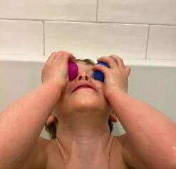 Wooshlz Sensory Bath Shakers | Möbi(Wooshlz Sensory Bath Shakers Mobi) -Curious Bear Toys Store a6843eaf057b46a38b3150549853ec663e9fa087222880f55689d8b175d4684e