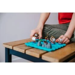 Pirates Crossfire | Smart Games(Pirates Crossfire Smart Games) -Curious Bear Toys Store sg 094 pirates crossfire kid 2 1