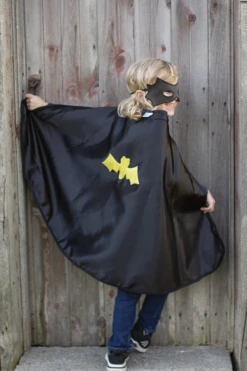 Reversible Spider/Bat Cape | Great Pretenders(Reversible Unicorn Dragon Cape 1) -Curious Bear Toys Store spiderbatcape3